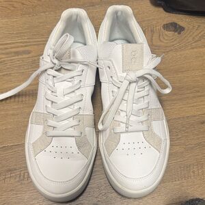 On cloud Roger sneakers